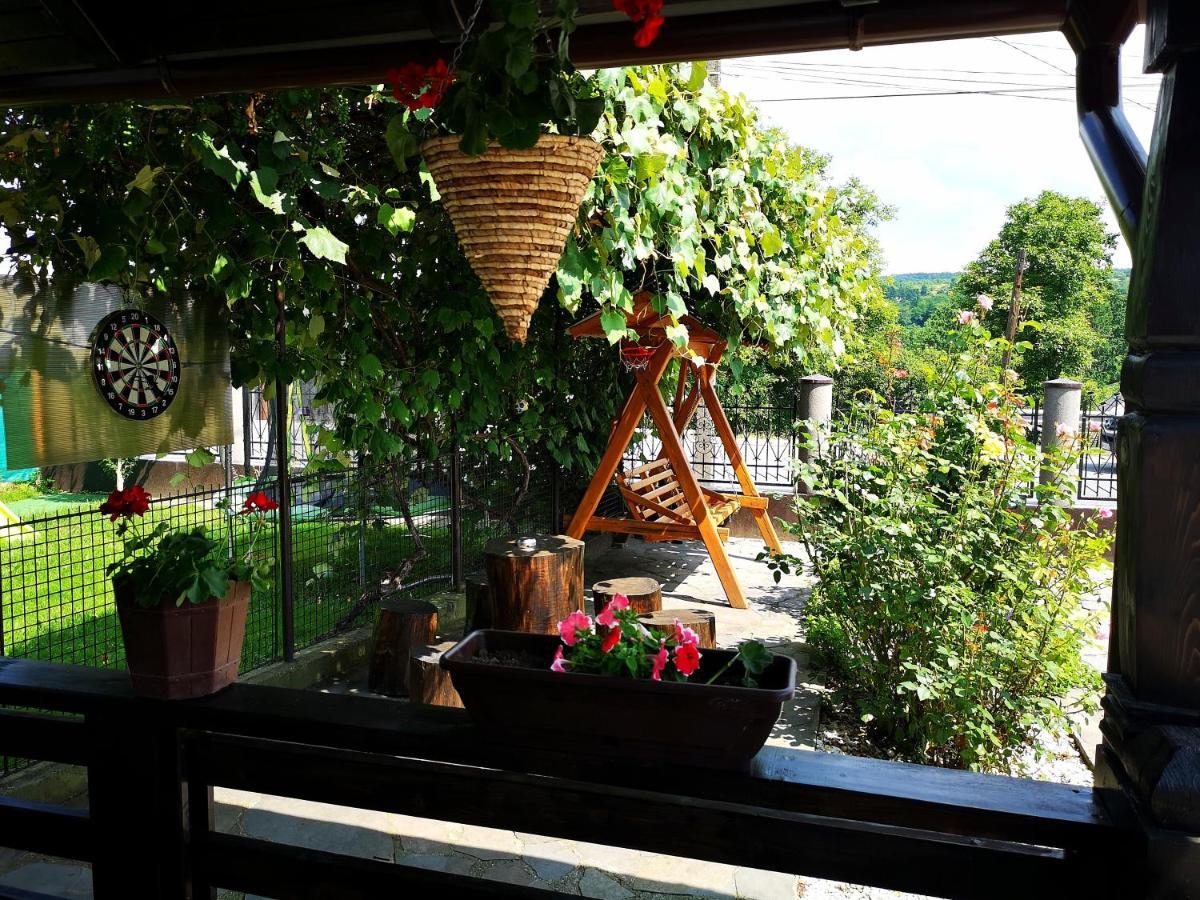 La Dory Apartment Satu Sugatag Exterior photo